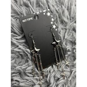 hot topic star cluster chain drop earring